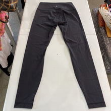 Load image into Gallery viewer, Lululemon leggings 8