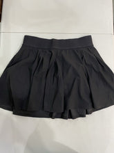 Load image into Gallery viewer, Lululemon skort 6