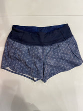 Load image into Gallery viewer, Lululemon shorts 4