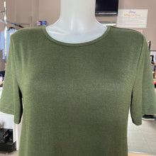 Load image into Gallery viewer, Banana Republic t-shirt S