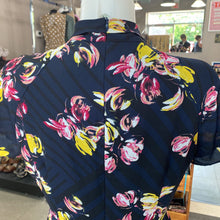 Load image into Gallery viewer, Banana Republic (outlet) floral dress 10P