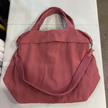 Load image into Gallery viewer, Lululemon "on my level" gym bag NWT