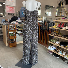 Load image into Gallery viewer, Michael Kors jumper L NWT