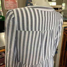 Load image into Gallery viewer, Eliza J tiered striped dress NWT 8