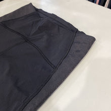 Load image into Gallery viewer, Lululemon leggings 4