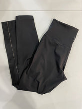 Load image into Gallery viewer, Nike Sportswear yoga leggings M