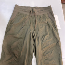 Load image into Gallery viewer, Lululemon Dance Studio MR Jogger 4 NWT
