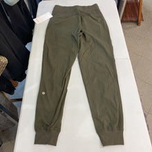 Load image into Gallery viewer, Lululemon Dance Studio MR Jogger 4 NWT