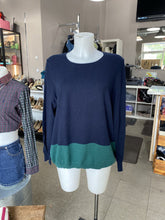 Load image into Gallery viewer, Tommy Hilfiger thin sweater XXL NWT