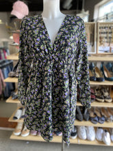 Load image into Gallery viewer, Zara floral dress L