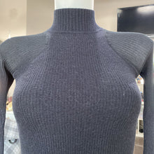 Load image into Gallery viewer, Lululemon cropped sweater 2