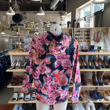 Load image into Gallery viewer, Lululemon floral sweater 2 NWT