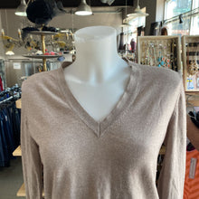 Load image into Gallery viewer, Massimo Dutti wool/silk blend light knit sweater S