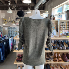 Load image into Gallery viewer, Max Studio puff sleeve top S