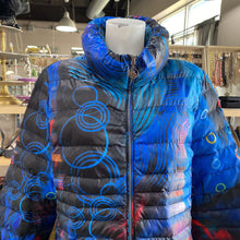 Load image into Gallery viewer, Dolcezza puffer jacket XL