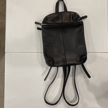 Load image into Gallery viewer, *pebbled leather backpack