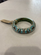 Load image into Gallery viewer, Native wooden bangle