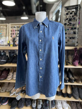 Load image into Gallery viewer, Ralph Lauren denim button up top M