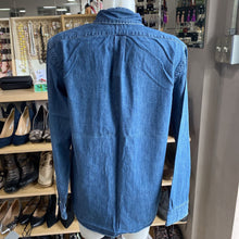 Load image into Gallery viewer, Ralph Lauren denim button up top M
