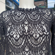 Load image into Gallery viewer, Zara lace top S