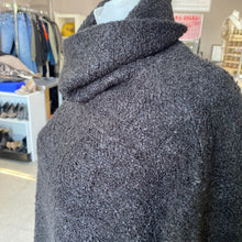 Load image into Gallery viewer, Ninety-Eight Weekender Turtleneck sweater NWT L