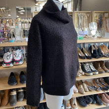 Load image into Gallery viewer, Ninety-Eight Weekender Turtleneck sweater NWT L