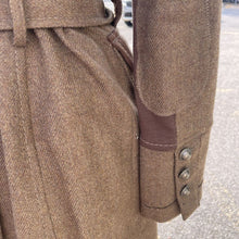 Load image into Gallery viewer, BCBG Max Azria wool coat M