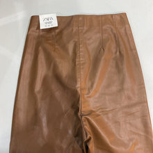 Load image into Gallery viewer, Zara pleather skinny pants XS NWT