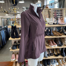 Load image into Gallery viewer, Lululemon zip up top 8