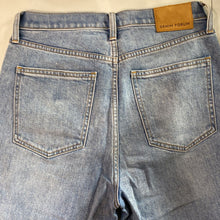 Load image into Gallery viewer, denim forum Yoko High Rise Slim jeans 30