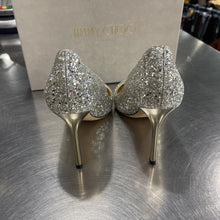 Load image into Gallery viewer, Jimmy Choo metallic pumps 37
