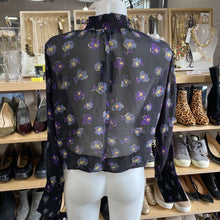 Load image into Gallery viewer, Dynamite sheer floral top M NWT