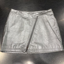 Load image into Gallery viewer, Wilsons Leather lined mini skirt 10