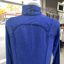 Load image into Gallery viewer, Lululemon 1/4 zip top 10