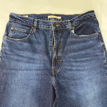 Load image into Gallery viewer, Levis 70's High Slim Straight jeans 32