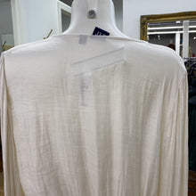 Load image into Gallery viewer, Gap Wrap top XL NWT