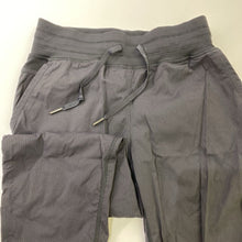 Load image into Gallery viewer, Lululemon cropped pants 4