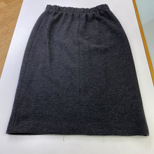 Load image into Gallery viewer, Geiger lined wool skirt 38