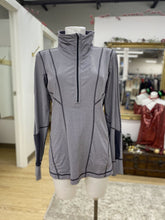 Load image into Gallery viewer, Lululemon 1/4 long sleeve top 12