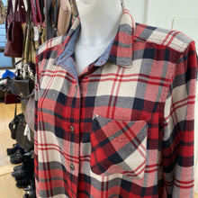 Load image into Gallery viewer, Eddie Bauer plaid button up L