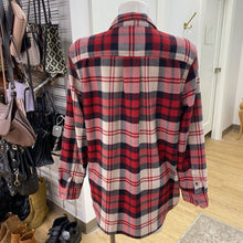 Load image into Gallery viewer, Eddie Bauer plaid button up L