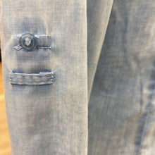 Load image into Gallery viewer, FDJ button up 8