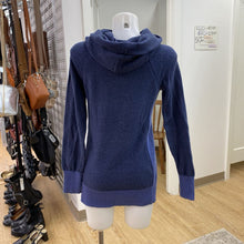 Load image into Gallery viewer, Eddie Bauer cowl neck sweater M