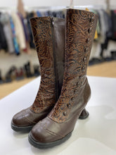 Load image into Gallery viewer, John Fluevog tooled leather boots 9.5