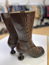 Load image into Gallery viewer, John Fluevog tooled leather boots 9.5