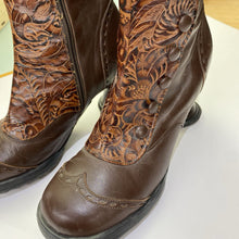 Load image into Gallery viewer, John Fluevog tooled leather boots 9.5