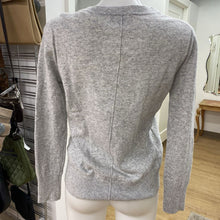 Load image into Gallery viewer, Banana Republic merino wool blend sweater S