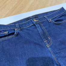 Load image into Gallery viewer, J Brand jeans 32