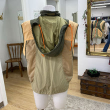 Load image into Gallery viewer, Kenzo nylon vest S