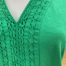 Load image into Gallery viewer, Talbots lace trim top Mp